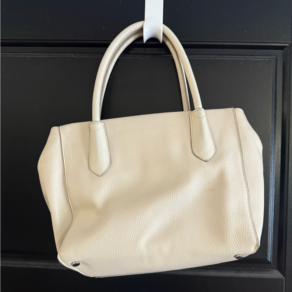 Cream Handbag - Picture 3 of 8